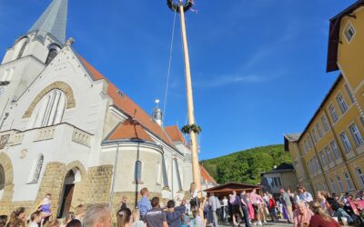Maibaumfeier in Pressbaum